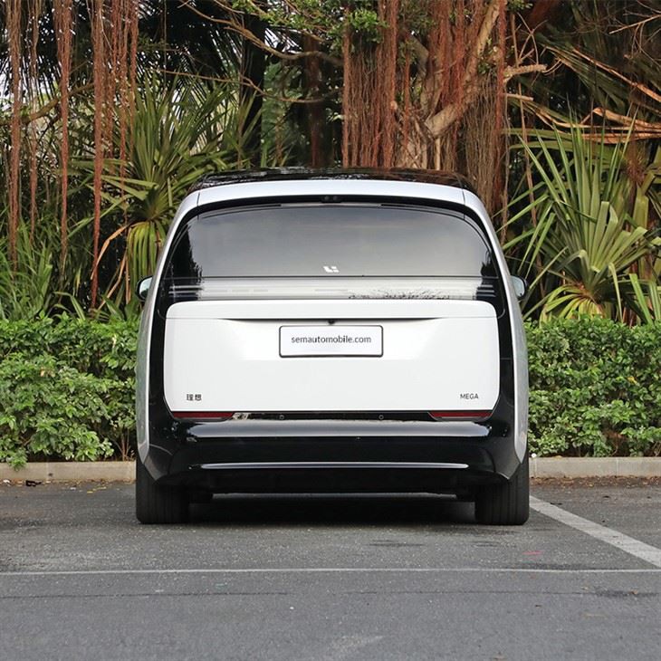 Lixiang MEGA Dual Motor 4WD MPV