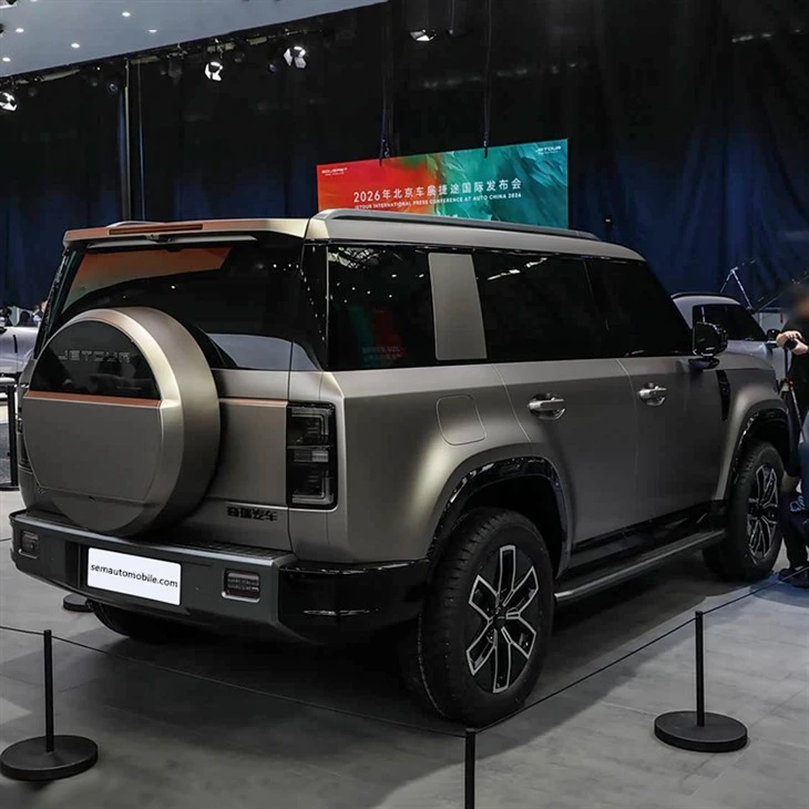 2026 Jetour Traveller T8 C-DM AWD SUV 